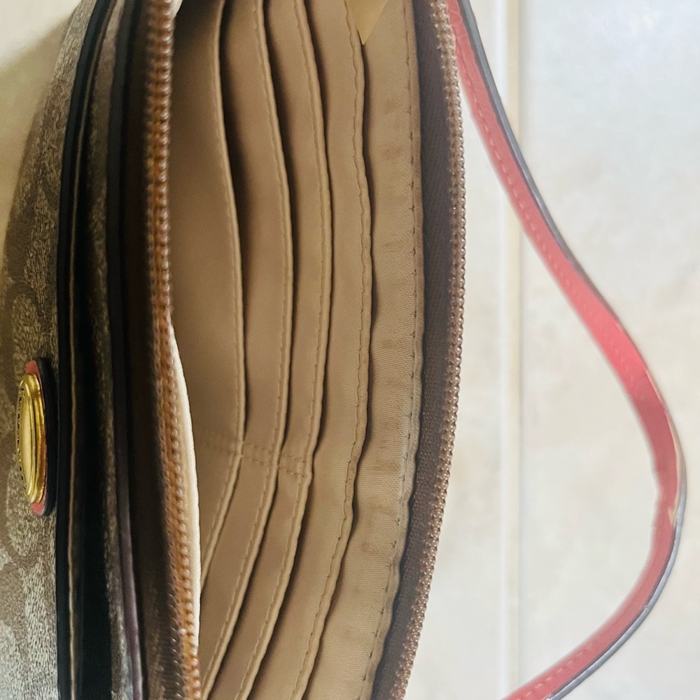 Coach Signature Brown Wristlet with Red Trim - Picture 6 of 7